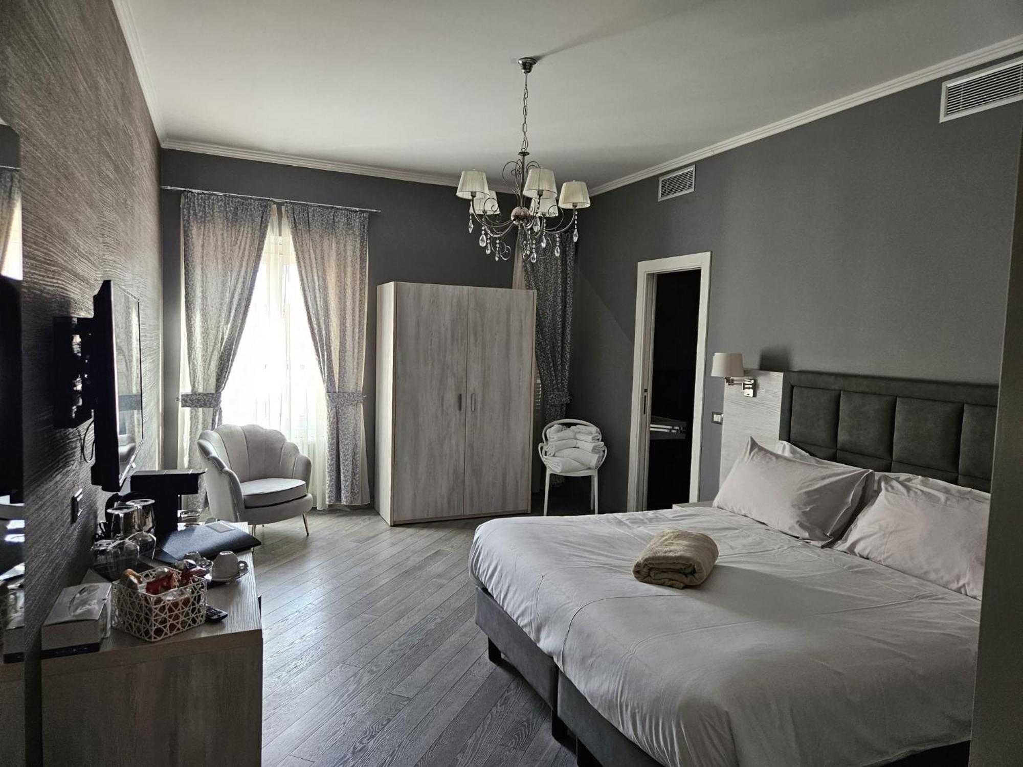 Prima Fila Premium Guest House Sanremo Eksteriør billede